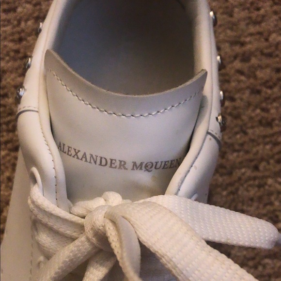 ALEXANDER McQueen studded oversized sneaker - Picture 7 of 7